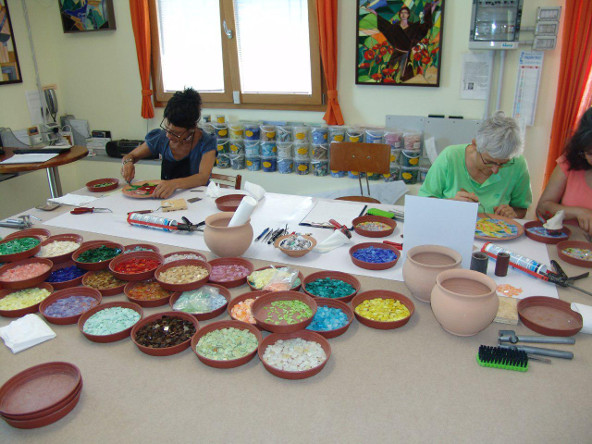 Arteterapia con la tecnica del mosaico