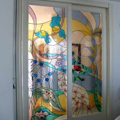 Porta vetrata scorrevole con anta fissa  " astratto "