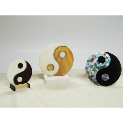 Yin Yang, in vetro a mosaico e con saldatura continua